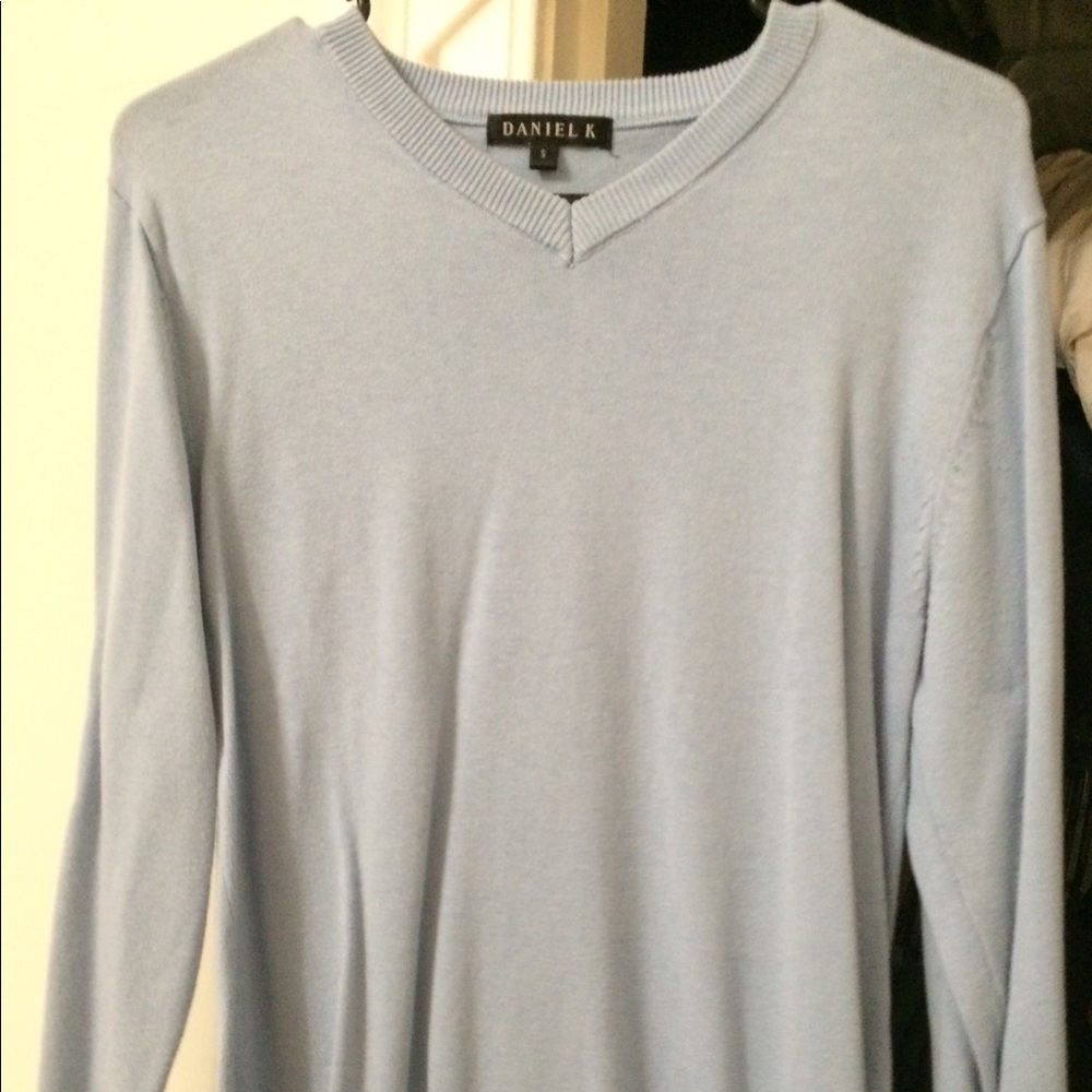 Daniel K baby blue v neck sweater Men’s S